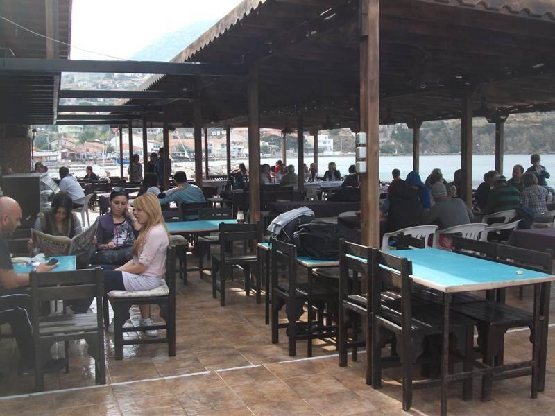 Number One Apart Hotel Karaburun  Eksteriør billede