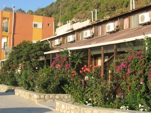 Number One Apart Hotel Karaburun  Eksteriør billede